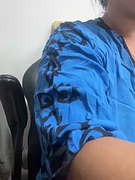 Snapshot of kalpanaaishaa chatting on 06-30-26, 11:32 kalpanaaishaa online show from 06-30-26, 11:32