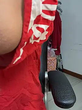 Snapshot of kalpanaaishaa chatting on 07-15-26, 11:39 kalpanaaishaa online show from 07-15-26, 11:39