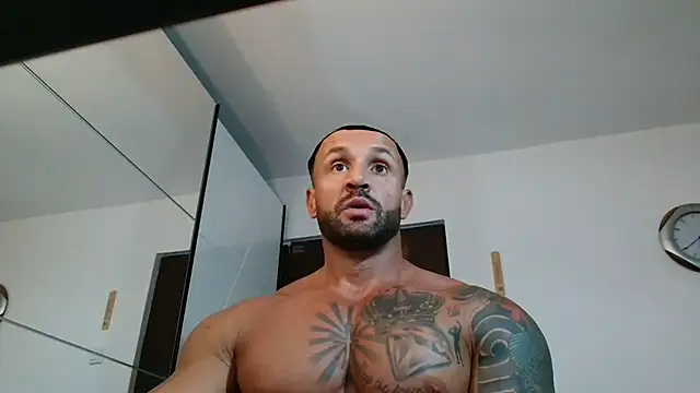 Magnificmuscles89 online show from 05-28-26, 03:40