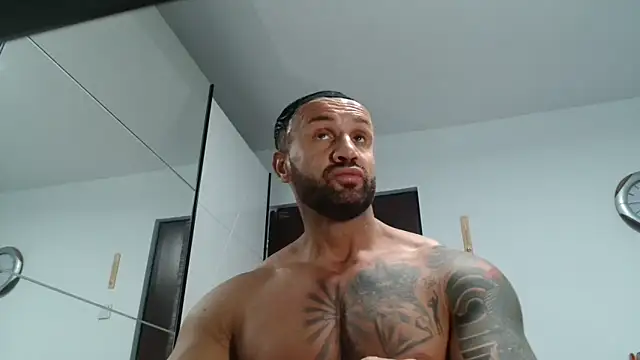 Magnificmuscles89 online show from 05-04-26, 09:45