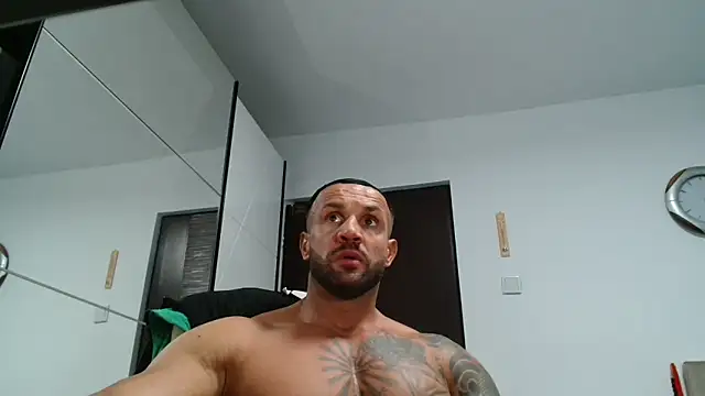 Magnificmuscles89 online show from 03-24-26, 10:21