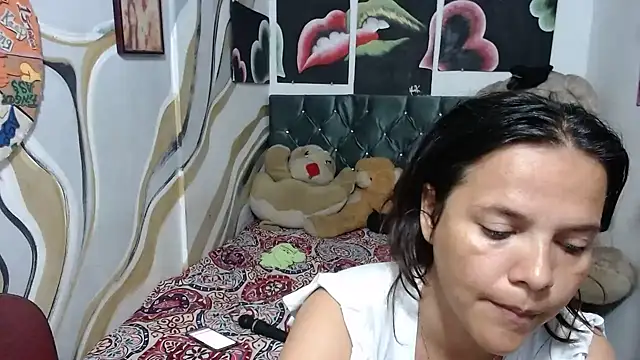 manzanahot9 online show from 03-21-26, 06:12