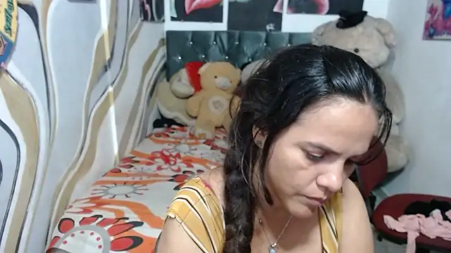 manzanahot9 online show from 02-24-26, 07:48