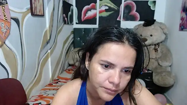 manzanahot9 online show from 02-19-26, 02:14