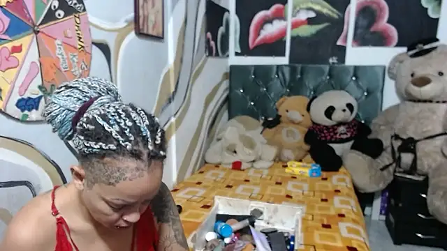 manzanahot9 online show from 11-16-25, 10:31