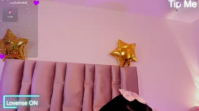 Snapshot of NikyBrookss chatting on 05-03-26, 11:58 NikyBrookss online show from 05-03-26, 11:58