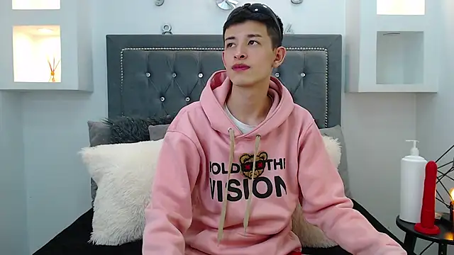 MaikCarver online show from 01-16-25, 04:07