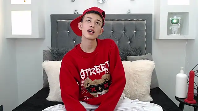 MaikCarver online show from 01-11-25, 04:06