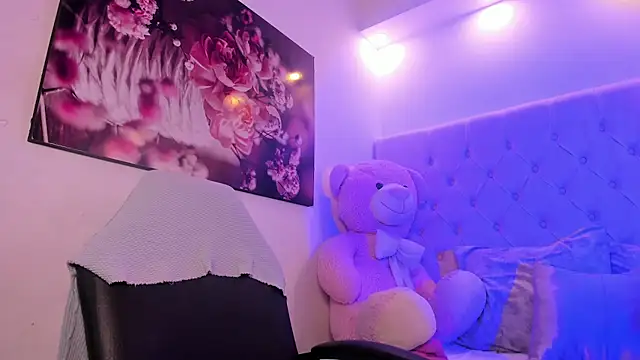 kitty roouse online show from 02-21-26, 04:36