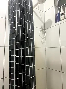 couple shy online show from 11-24-25, 01:38