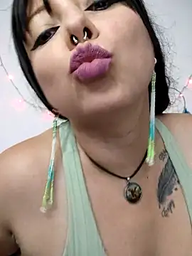 kristal ktl online show from 04-13-26, 01:31