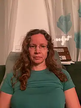 AnnikaRose online show from 01-14-26, 06:50