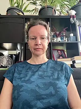 AnnikaRose online show from 03-05-26, 07:49