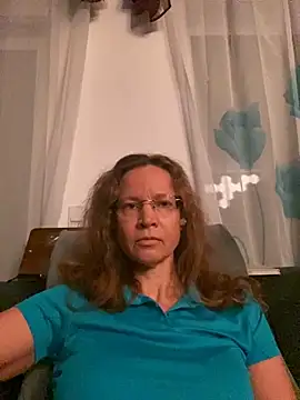 AnnikaRose online show from 11-26-25, 06:46