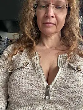 AnnikaRose online show from 03-30-26, 10:28