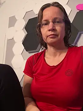 AnnikaRose online show from 05-07-26, 05:44