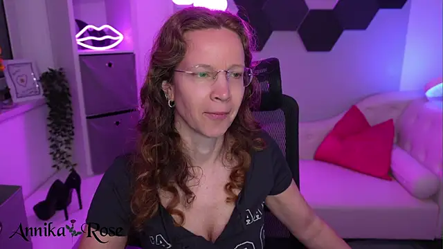 AnnikaRose online show from 03-20-26, 06:47