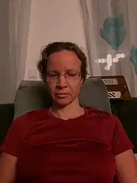 Snapshot of AnnikaRose chatting on 10-13-25, 05:53 AnnikaRose online show from 10-13-25, 05:53