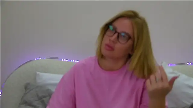 MariaNeumann online show from 09-21-25, 06:35