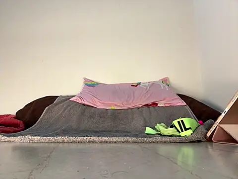 Snapshot of boypussyfist chatting on 09-09-25, 06:39 boypussyfist online show from 09-09-25, 06:39