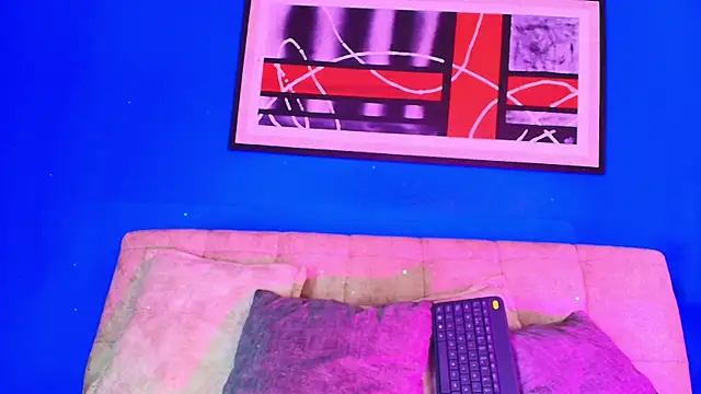 liccy hall online show from 12-01-25, 01:45