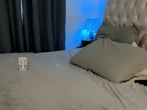 Snapshot of HotRuiva chatting on 03-04-26, 08:49 HotRuiva online show from 03-04-26, 08:49