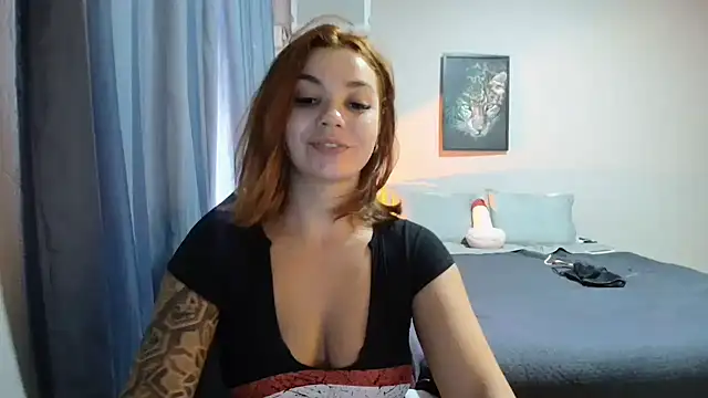 Snapshot of HotRuiva chatting on 02-14-25, 08:26 HotRuiva online show from 02-14-25, 08:26