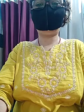 Aishwaryaa 69 online show from 06-23-26, 01:58