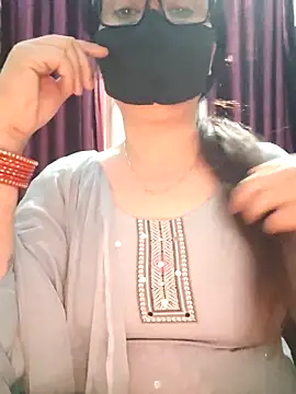 Aishwaryaa 69 online show from 11-08-25, 07:12