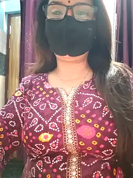 Aishwaryaa 69 online show from 11-13-25, 08:18