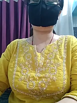 Aishwaryaa 69 online show from 06-18-26, 11:15
