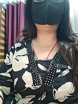 Aishwaryaa 69 online show from 05-16-26, 02:32