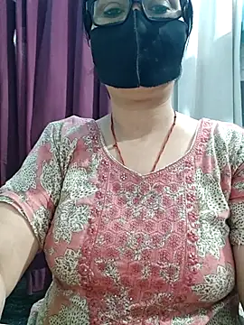 Aishwaryaa 69 online show from 07-13-26, 02:44