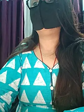 Aishwaryaa 69 online show from 11-22-25, 10:47