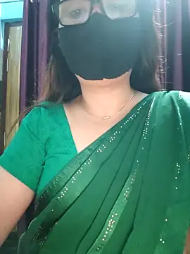 Aishwaryaa 69 online show from 10-08-25, 04:47