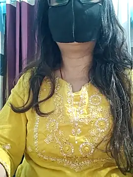 Aishwaryaa 69 online show from 06-25-26, 03:15