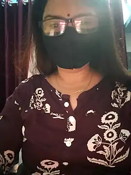 Aishwaryaa 69 online show from 09-28-25, 08:10