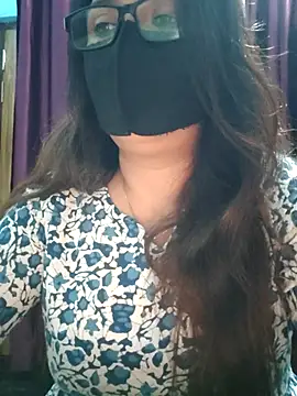 Aishwaryaa 69 online show from 10-21-25, 04:50