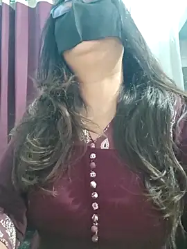 Aishwaryaa 69 online show from 05-19-26, 02:51