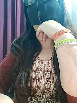 Aishwaryaa 69 online show from 04-10-26, 02:57