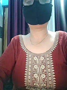 Aishwaryaa 69 online show from 10-07-25, 04:35