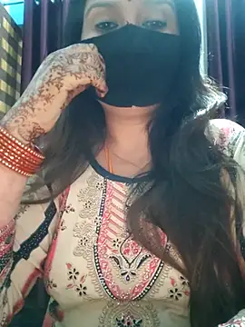 Aishwaryaa 69 online show from 10-13-25, 02:18