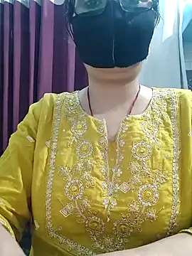 Aishwaryaa 69 online show from 05-08-26, 02:48