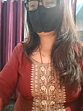 Aishwaryaa 69 online show from 12-18-25, 01:04