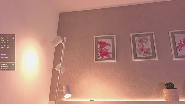 roxannegomez online show from 10-01-25, 01:15