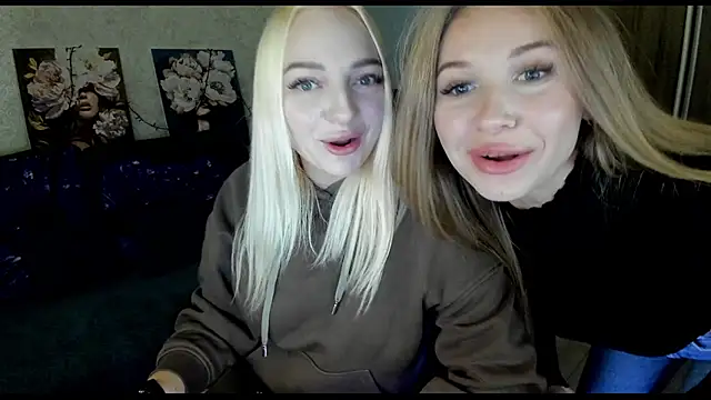  NigoNika online show from 10-23-25, 09:02