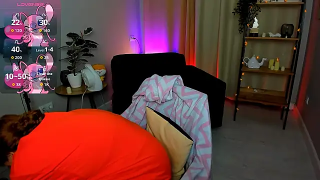 Cassie xKiss online show from 11-25-25, 05:08