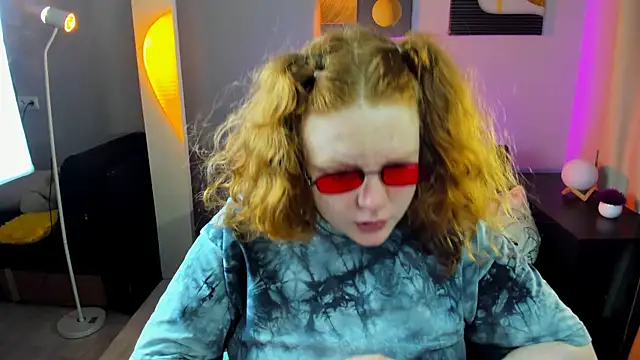 Cassie xKiss online show from 06-11-26, 09:12
