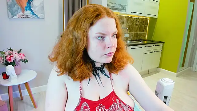 Snapshot of Cassie_xKiss chatting on 03-05-25, 02:36 Cassie xKiss online show from 03-05-25, 02:36