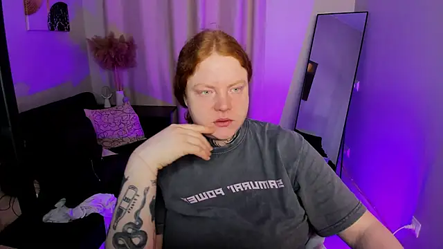 Snapshot of Cassie_xKiss chatting on 04-05-26, 08:37 Cassie xKiss online show from 04-05-26, 08:37